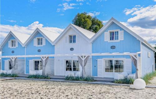 Beautiful Home In Mielno With Wifi — 4-Star Luxury Hotel in Mielno, Poland