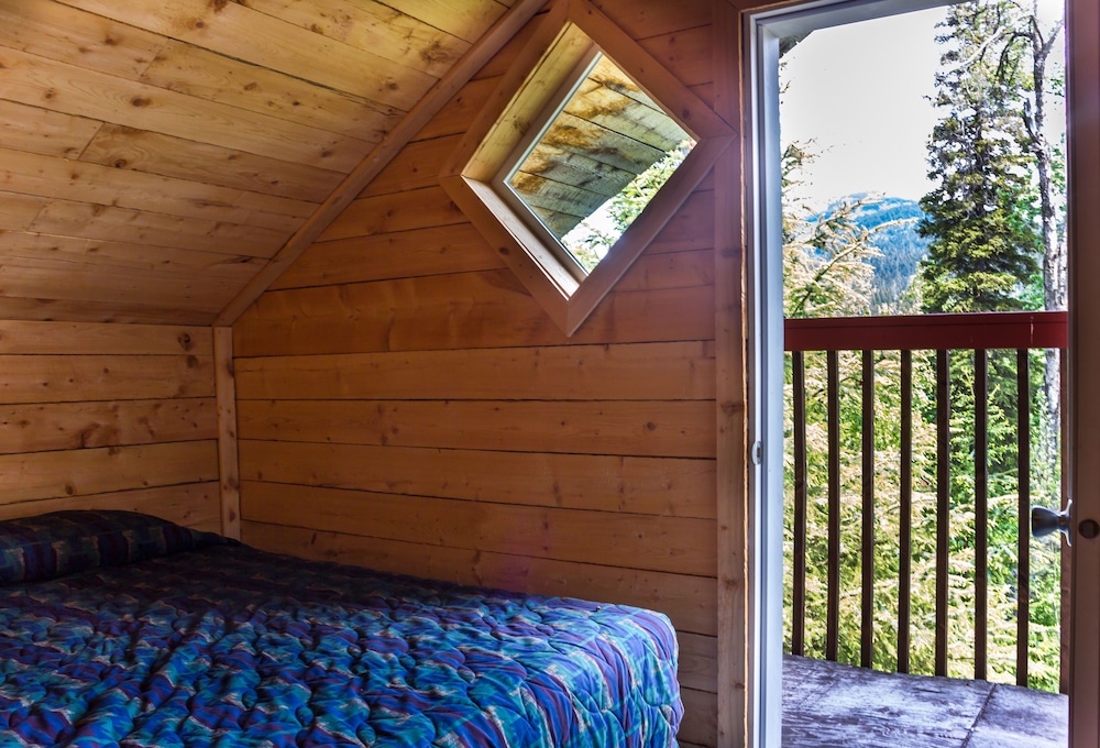 Midnight Sun Log Cabins - photo 73