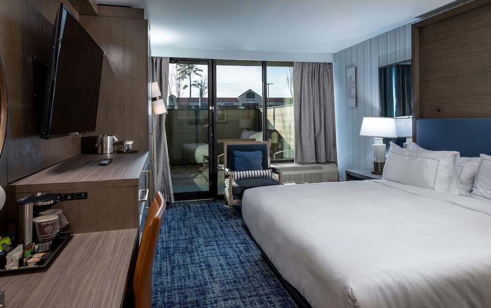 DoubleTree by Hilton Hot Springs - photo 7