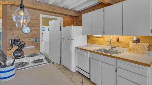Pine Mountain Unit 13 - photo 8