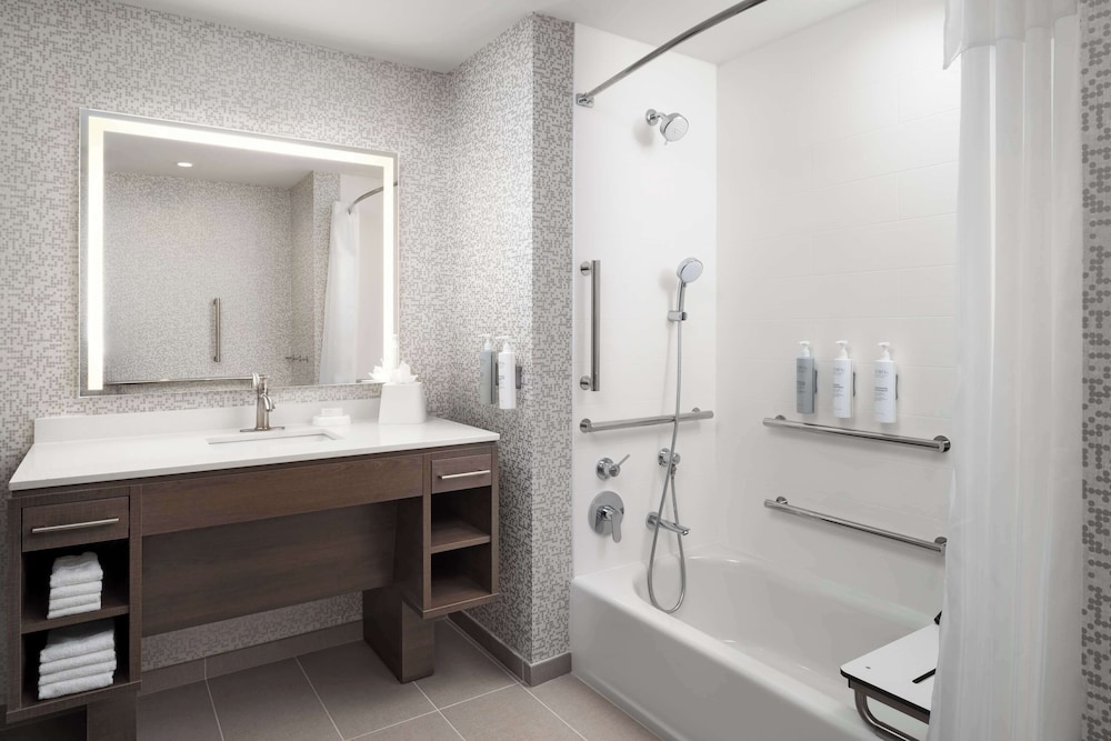 Home2 Suites by Hilton Winter Haven - photo 24