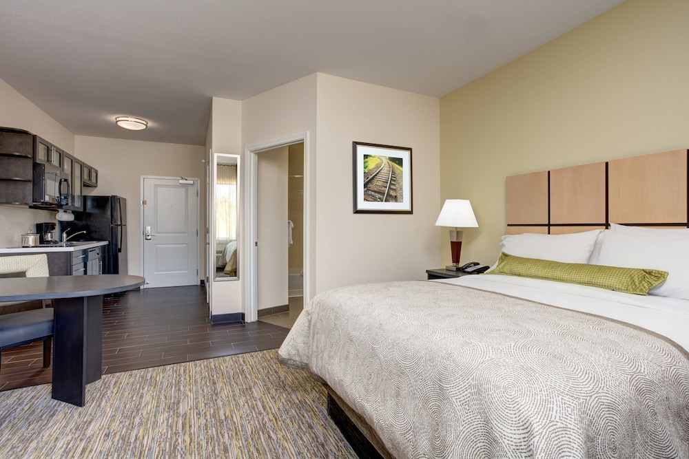Candlewood Suites Cut Off by IHG - photo 20