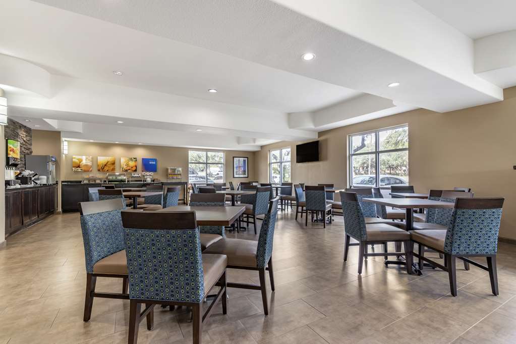 Comfort Suites Medical Center near Six Flags - photo 31