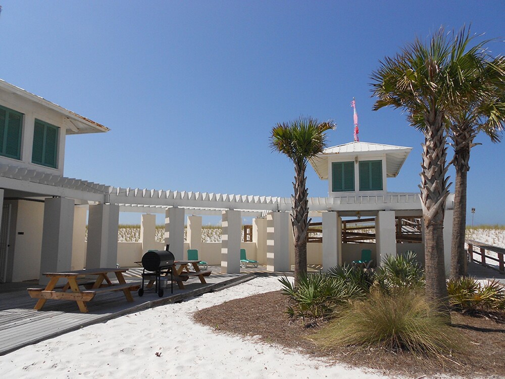 Evening Views At Destin Pointe Resort - photo 51