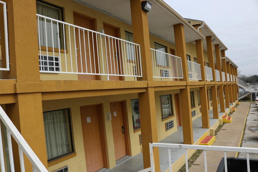 Great Western Inn in Pasadena, United States