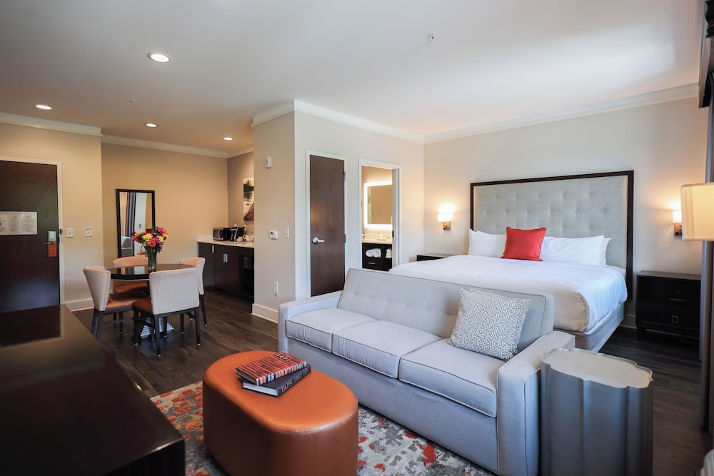 The Abernathy of Clemson - photo 2