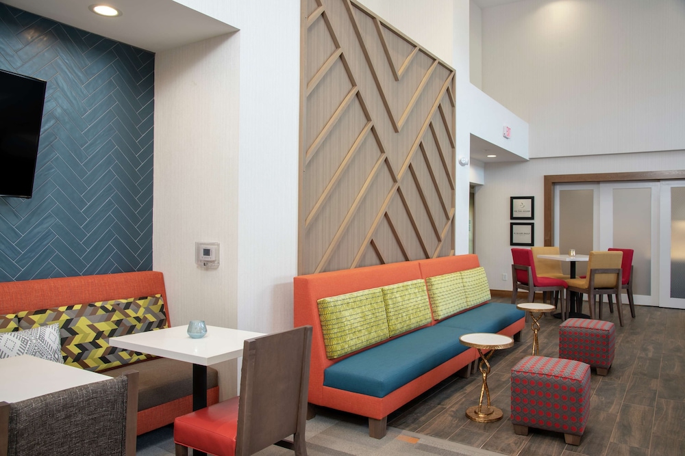 Hampton Inn & Suites Xenia Dayton - photo 38