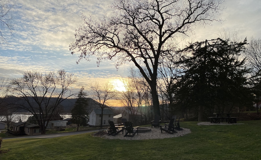 Little Bluff Inn - photo 27