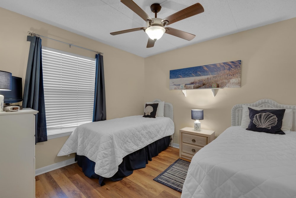 Island Echos 2e — Fort Walton Beach