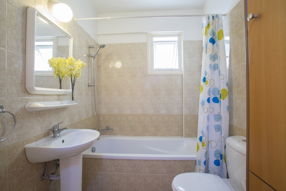 Mackenzie Rose Suite