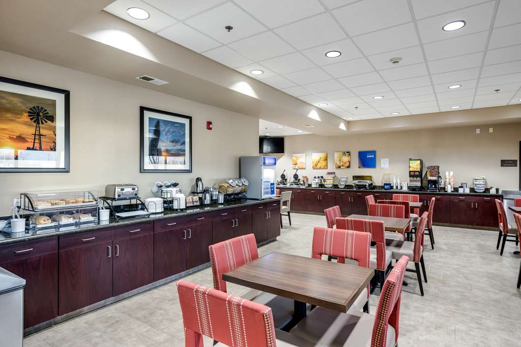 Comfort Inn Bonner Springs Kansas City - photo 41