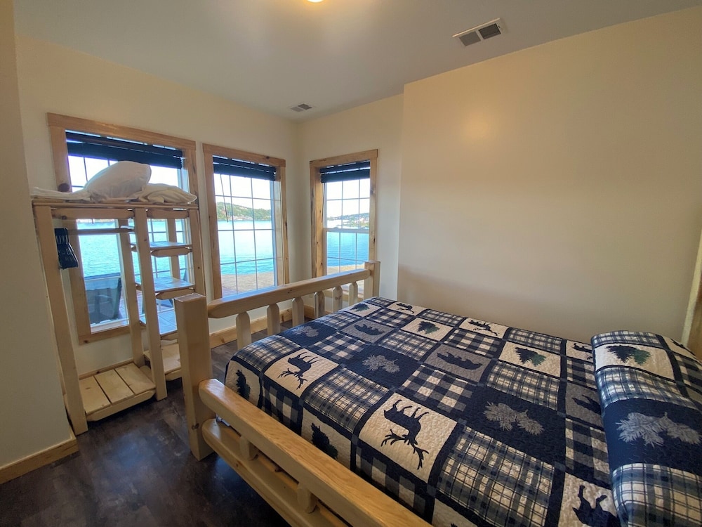 Keweenaw Waters Resort - photo 57