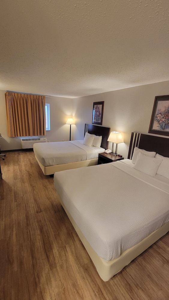 Days Inn by Wyndham Sheridan - photo 6