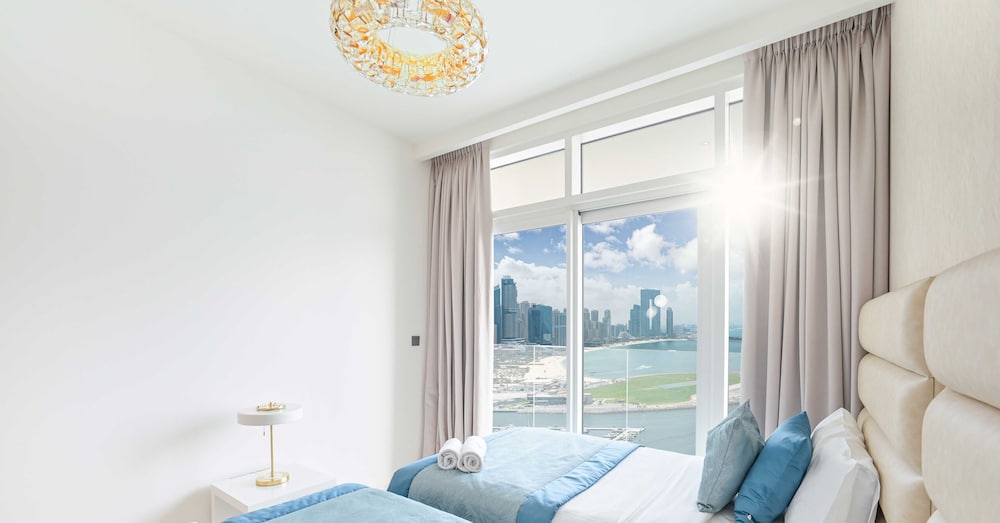 LUX Ultimate Palm Sea Skyline Penthouse — 5-Star Luxury Hotel in Dubai, United Arab Emirates