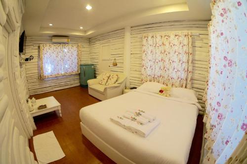 The Teak Resort Chiangdao in Chiang Dao, Thailand