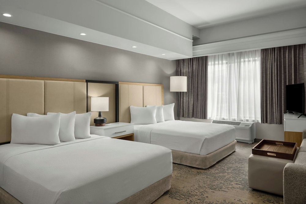 SpringHill Suites Lehi at Thanksgiving Point - photo 13
