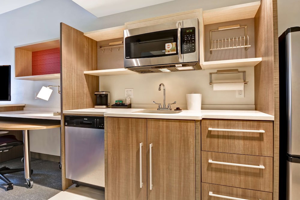 Home2 Suites Naples I 75 Pine Ridge Road FL - photo 13