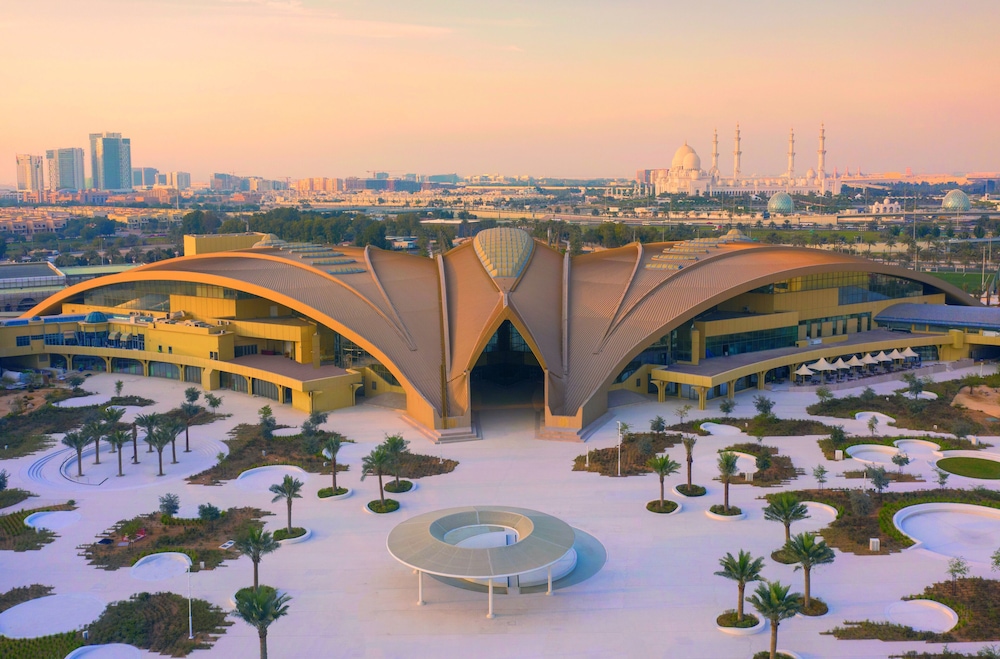 Erth Abu Dhabi Hotel in Abu Dhabi, United Arab Emirates