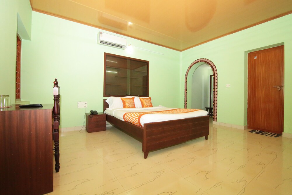 OYO 8839 near Vadackal beach Road in Alleppey, India