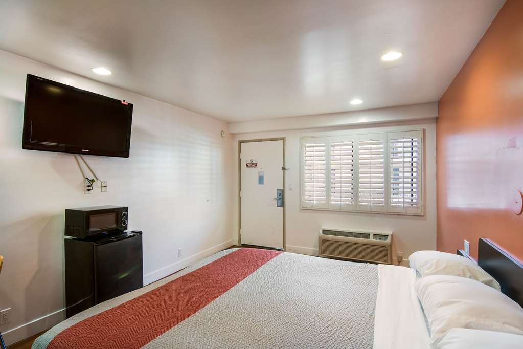 Motel 6 Monterey Park CA - photo 8