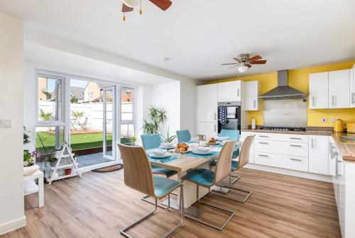 Home in Patchway — 4-Star Luxury Hotel in Bristol, United Kingdom