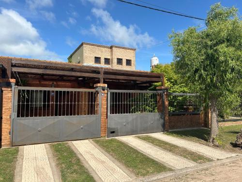 Casa Los Sauces — 4-Star Luxury Hotel in Chascomus, Argentina