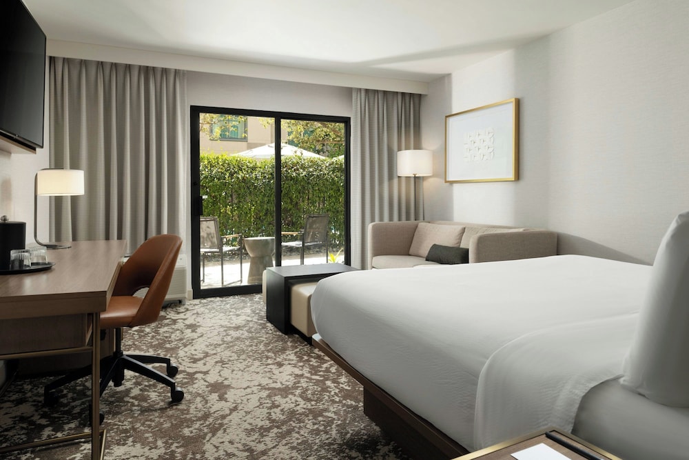 Courtyard by Marriott Pasadena Old Town - photo 23