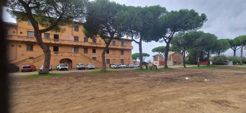 Casa Vacanze Stefania — 4-Star Luxury Hotel in Maccarese, Italy