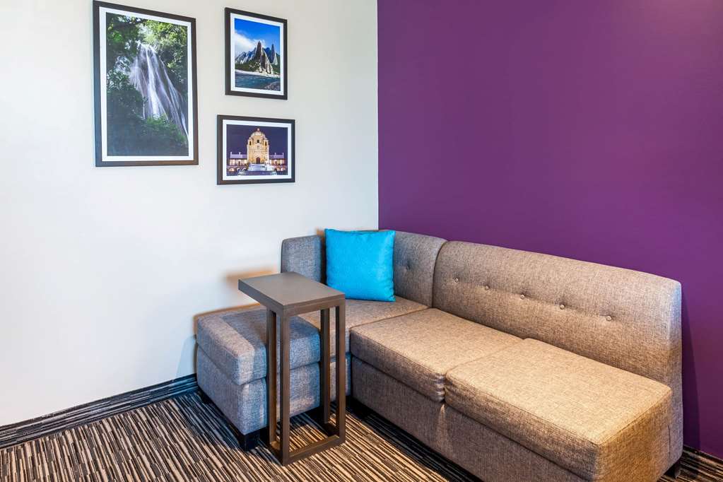 Guest room