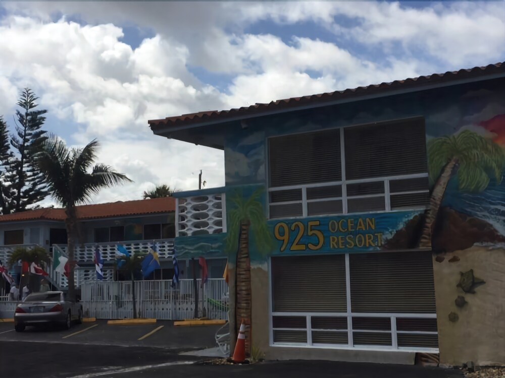 925 Ocean Resort - photo 47
