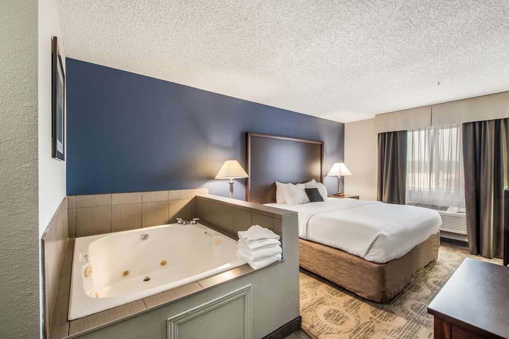 Red Lion Inn & Suites Sequim - photo 24