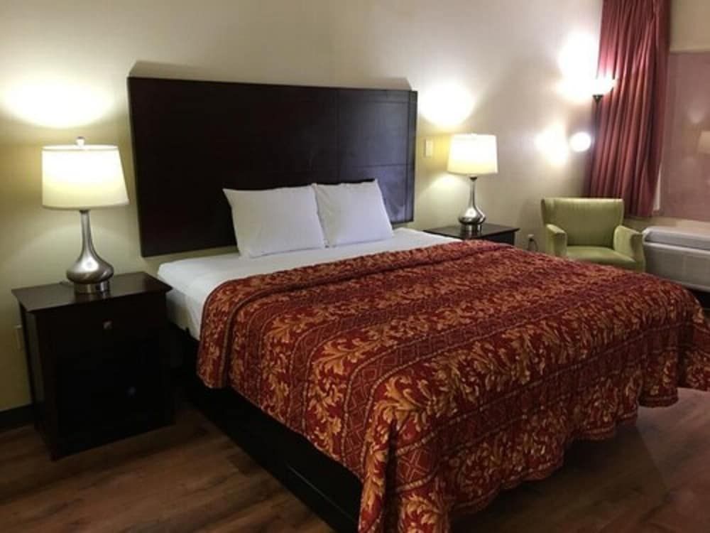 Havelock Inn & Suites - photo 4
