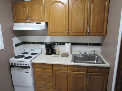 Captain Cook Inn - photo 7