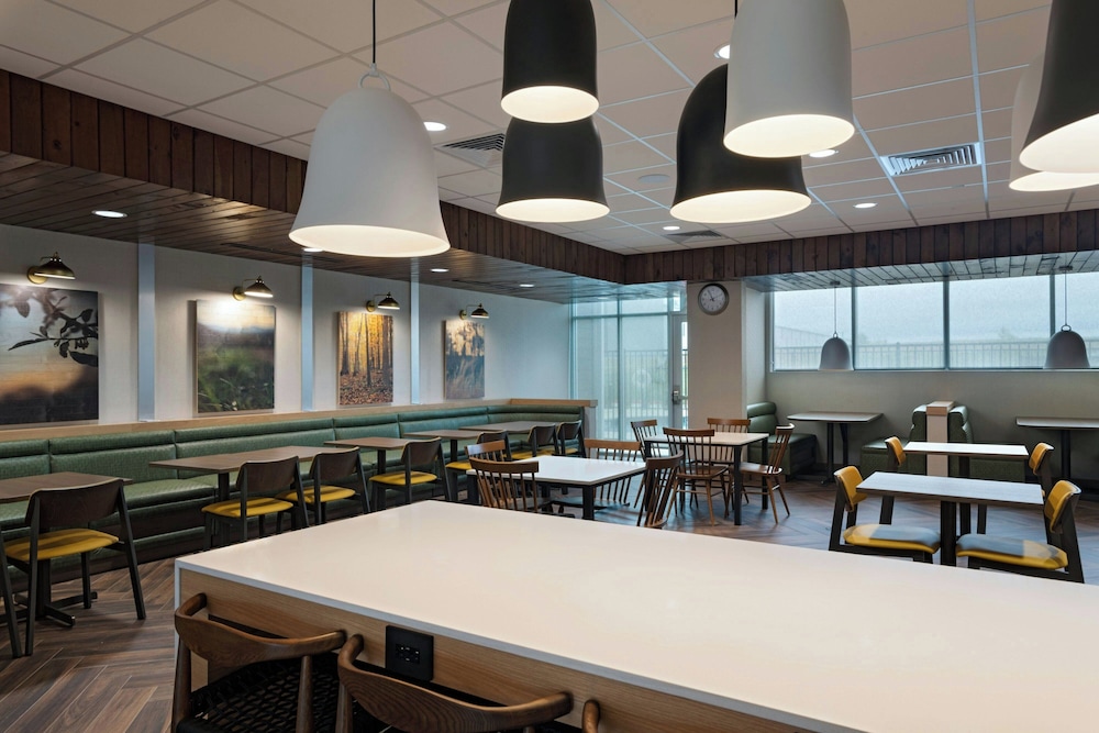 Fairfield by Marriott Inn & Suites Fort Worth Alliance Airport - photo 20