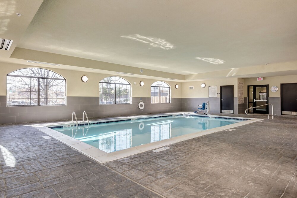 Staybridge Suites St Louis Westport by IHG - photo 22