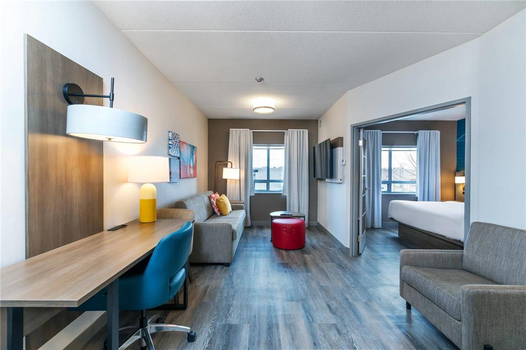 Comfort Suites London in London, Canada