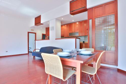 GuestHost Vittorio Veneto Central Apartment — 4-Star Luxury Hotel in Salerno, Italy