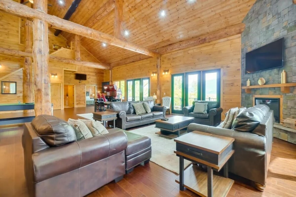Sensational Views 4 Bedroom Cabin by Heavenly Views Resort - photo 19