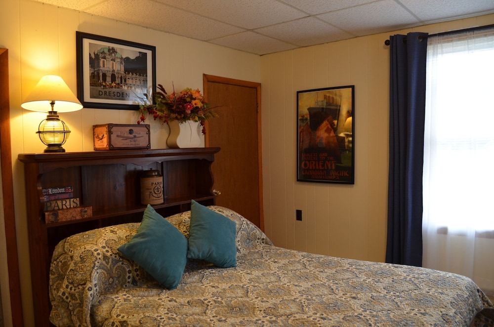 The Bavarian Manor Hotel - photo 9