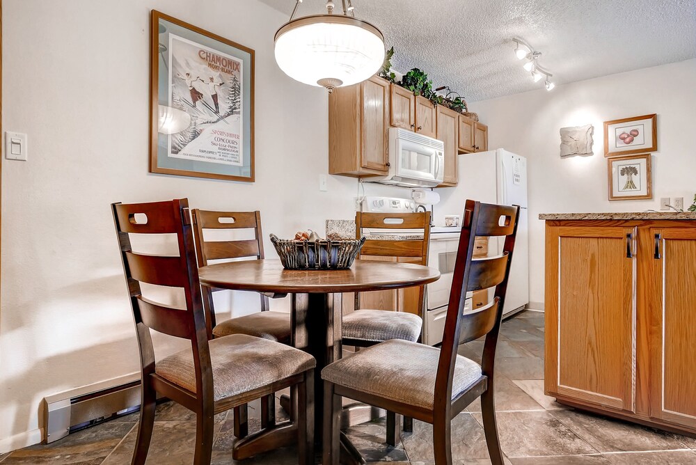 Ski Inn Condominiums by Resort Lodging Company - photo 31