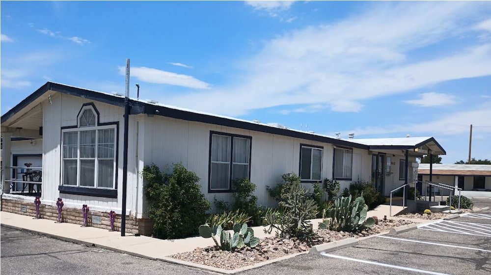 Rose's Motel - photo 97