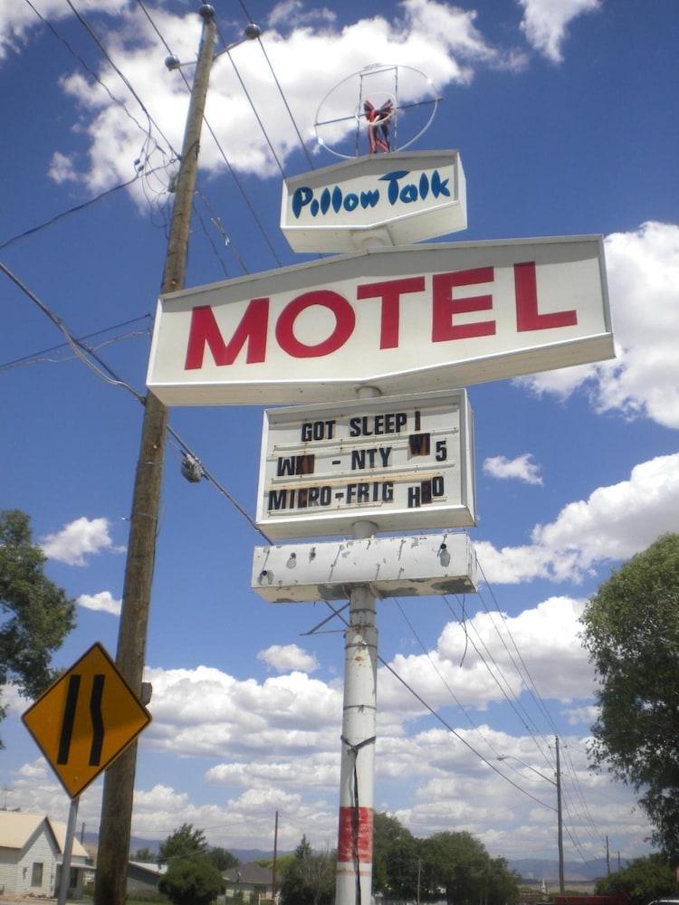 Pillow Talk Motel - photo 38