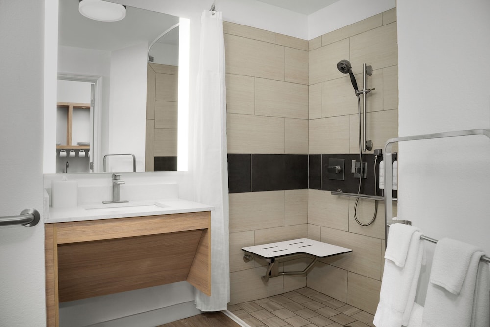TownePlace Suites by Marriott Birmingham South - photo 24