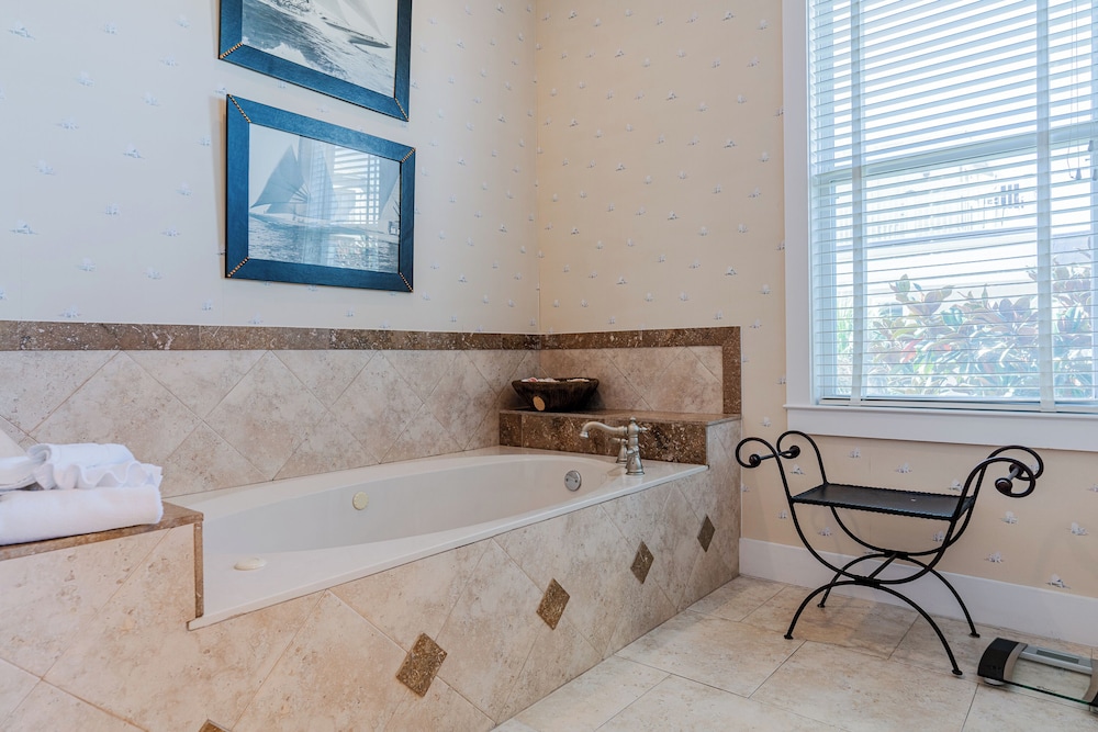 Pet Friendly Seacrest Home for 10 Resort Pool Beach Shuttle - photo 22