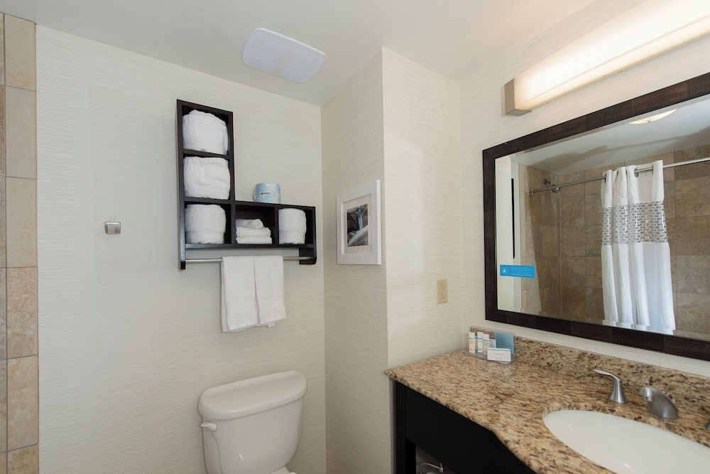 Hampton Inn & Suites Phoenix Chandler Fashion Center AZ - photo 18
