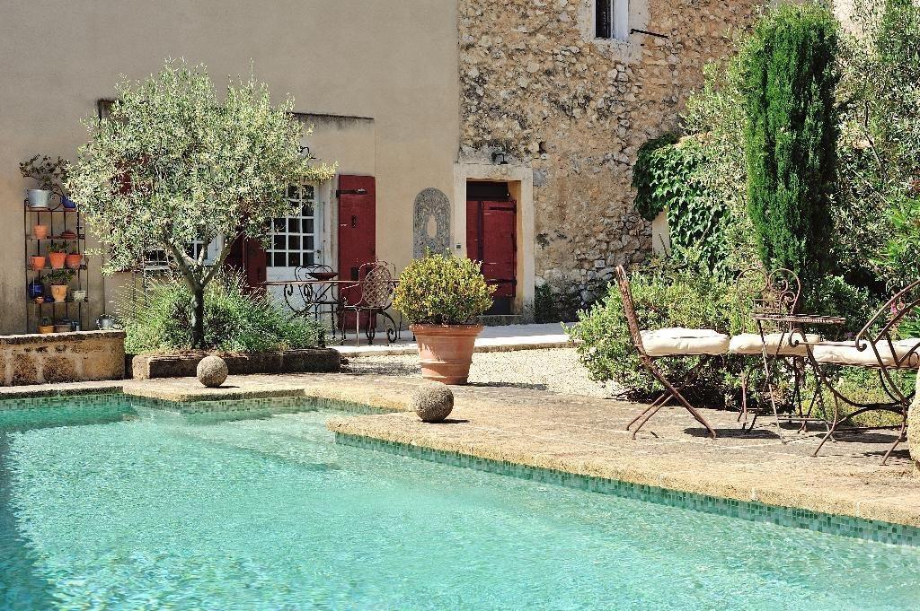 Le Petit Figuier - last minute hotel in La Roque-D'antheron