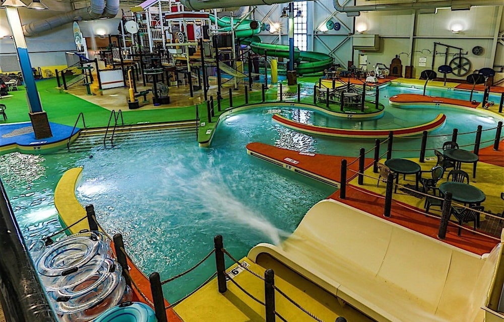 Grand Harbor Resort and Waterpark - photo 25