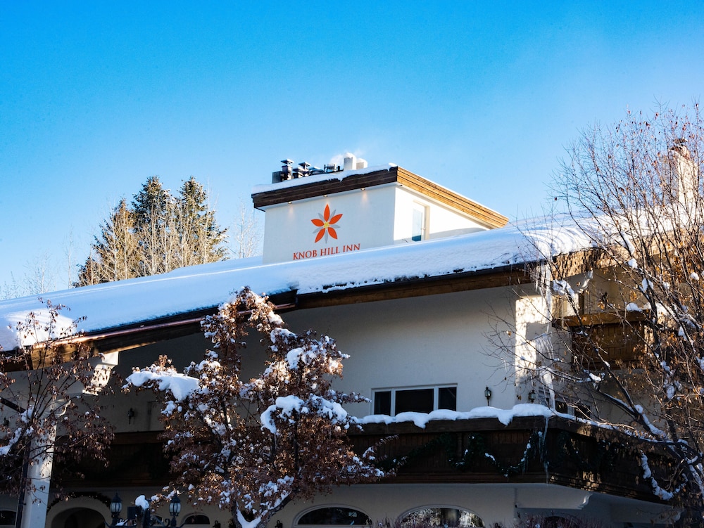 Knob Hill Inn - photo 40