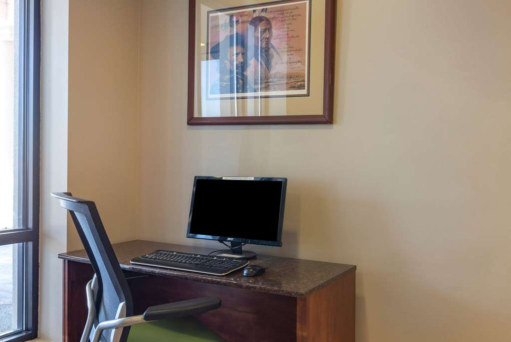 Howard Johnson by Wyndham Billings - photo 37