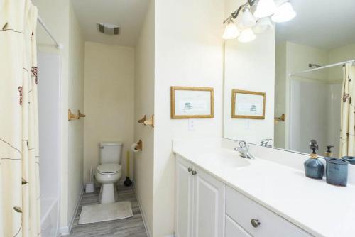 Island Delight by Oak Island Accommodations - photo 49